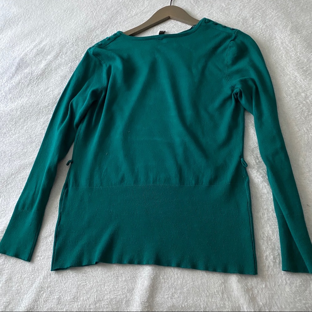 Green Soft Draped Neckline Knit Top - Picture 8 of 9